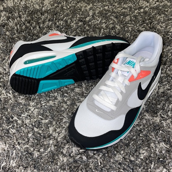 New Womens NIKE Air Max Correlate - Picture 3 of 14